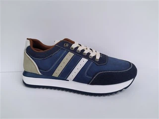 รองเท้าผ้าใบผู้ชาย Navy Runner