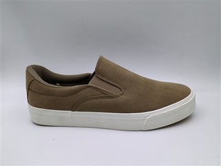 รองเท้าสวมสำหรับผู้ชาย